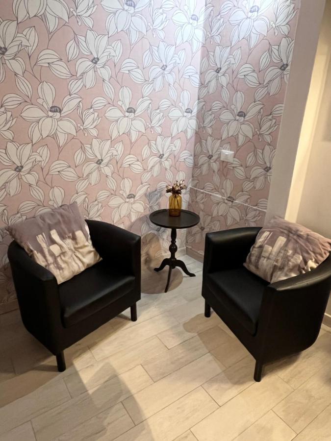 Il Nido - Cozy Studio Apartment In Santa Croce Florens Exteriör bild