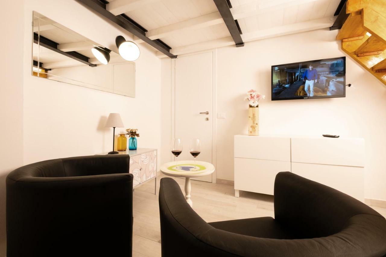 Il Nido - Cozy Studio Apartment In Santa Croce Florens Exteriör bild